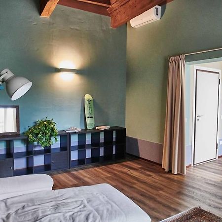Apartamento Casa Asja: Cromatismo In Centro Storico Cesena Exterior foto