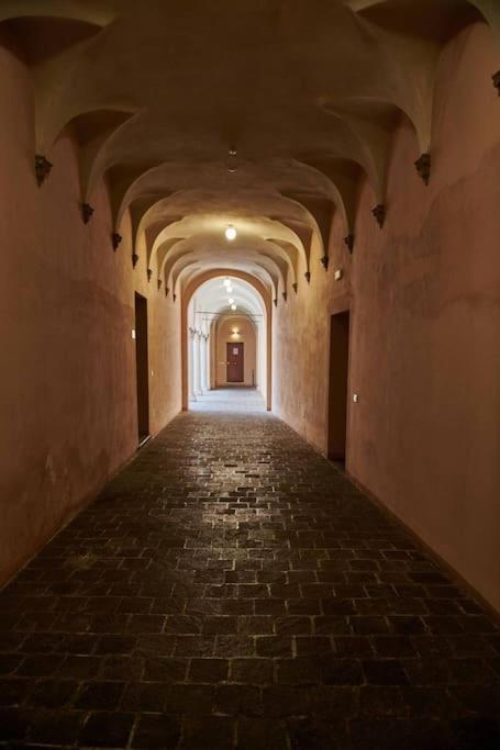 Apartamento Casa Asja: Cromatismo In Centro Storico Cesena Exterior foto